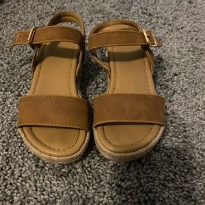 Toddler girls shoes size 9